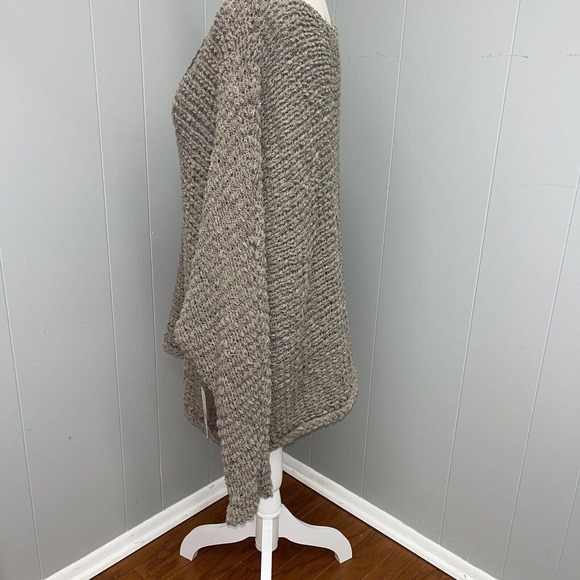 FREE PEOPLE Black Dolphin Bay V-neck Cozy Comfy Sweater Medium NWT - Picture 5 of 11